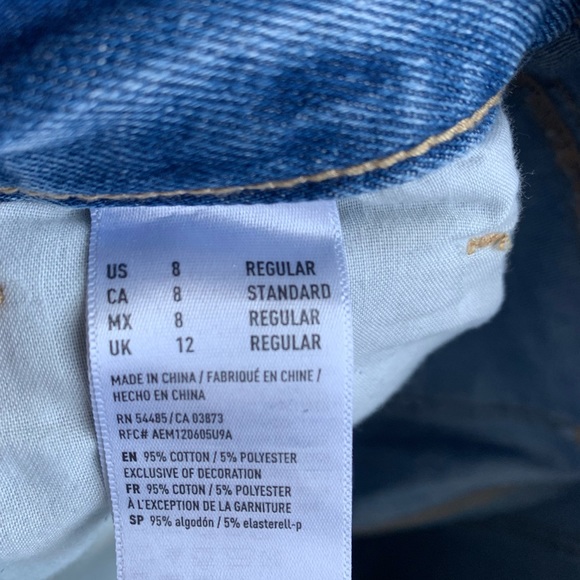 AE Stretch Ripped Mom Jean - Picture 6 of 6